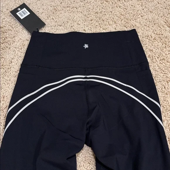 Laird High-Waist Sculpting Leggings in Black 🖤 - Picture 9 of 15